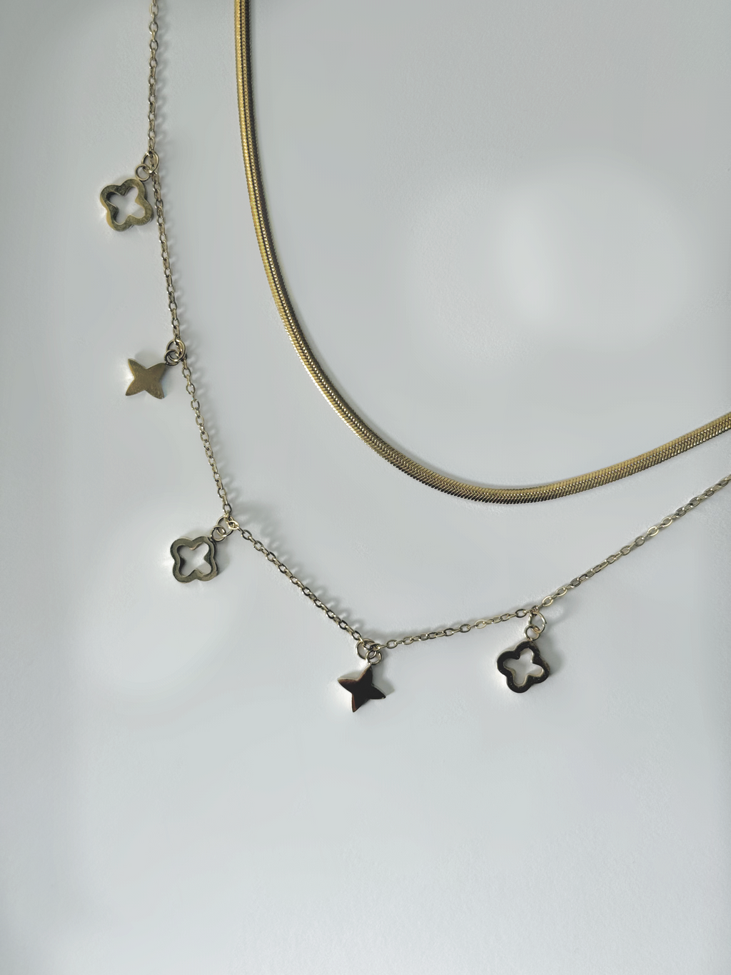 COLLIER STAR
